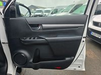 USED 2022 22 TOYOTA HI-LUX 2.8 D-4D Invincible X Double Cab, 85,000 miles, 1 owner, ULEZ Euro 6, Automatic, Air Conditioning, Sat Nav, Rear Camera, Final price +VAT @20%! This 2022 Toyota Hilux D-4D Invincible X presents a superb ownership proposition, having been meticulously maintained by just one owner from new. This robust Four Wheel Drive pickup is powered by an efficient 2.8 litre Euro 6 diesel engine, ensuring capable performance for any task. The Invincible X trim level comes equipped with a host of desirable features, including bright LED headlights for enhanced visibility, front and rear parking sensors, and a rear view camera to aid manoeuvring. Inside