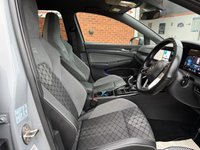 USED 2023 72 VOLKSWAGEN GOLF 1.5 TSI R-Line Hatchback 5dr Petrol Manual Euro 6 (s/s) (130 ps) Full Dealer History