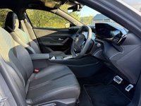 USED 2024 73 PEUGEOT E-308 54kWh First Edition Hatchback 5dr Electric Auto (156 ps) VAT Qualifying