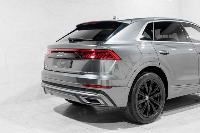 2019 Audi Q8 3L S Line 5dr - Photo 4
