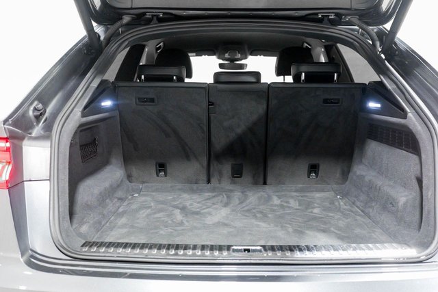 2019 Audi Q8 3L S Line 5dr - Photo 7