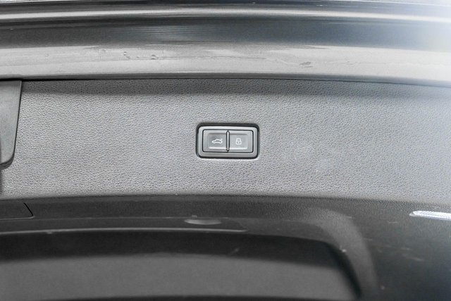 2019 Audi Q8 3L S Line 5dr - Photo 8