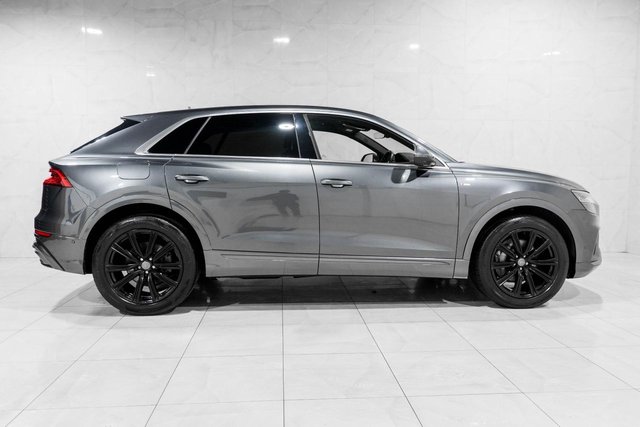 2019 Audi Q8 3L S Line 5dr - Photo 11