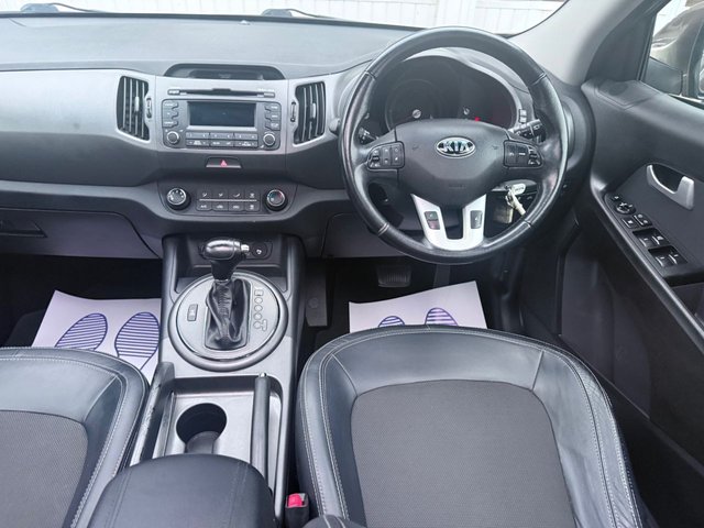 2013 KIA SPORTAGE 2013 2.0 CRDI KX-2 OPEN PAN ROOF LEATHER PRIVACY SENSORS SUV 5DR DIESEL AUTO AWD EURO 5 (134 BHP) - Photo 8
