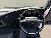 USED 2020 70 RENAULT TRUCKS D D Wide 280 DTI 8 TUCK AWAY TAIL LIFT | SLEEPER