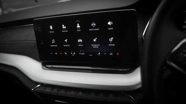 2020 SKODA OCTAVIA - Photo 9