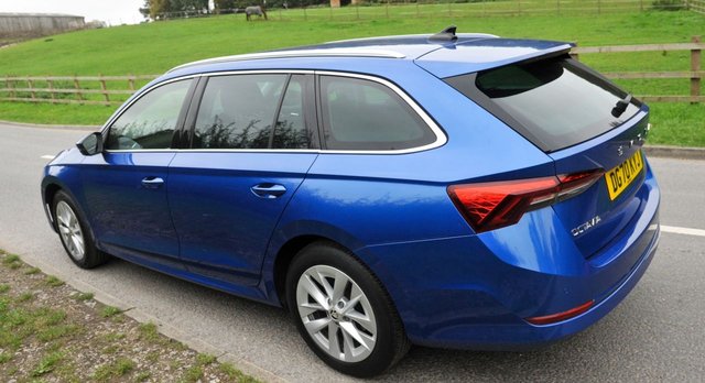 2020 SKODA OCTAVIA - Photo 3