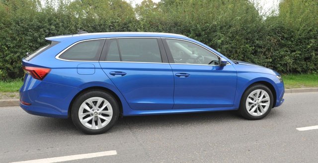 2020 SKODA OCTAVIA - Photo 4