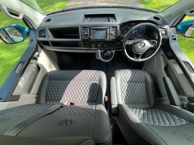 2016 VOLKSWAGEN TRANSPORTER 2.0 TDI T28 BlueMotion Tech Highline Campervan FWD SWB (s/s) - Photo 11