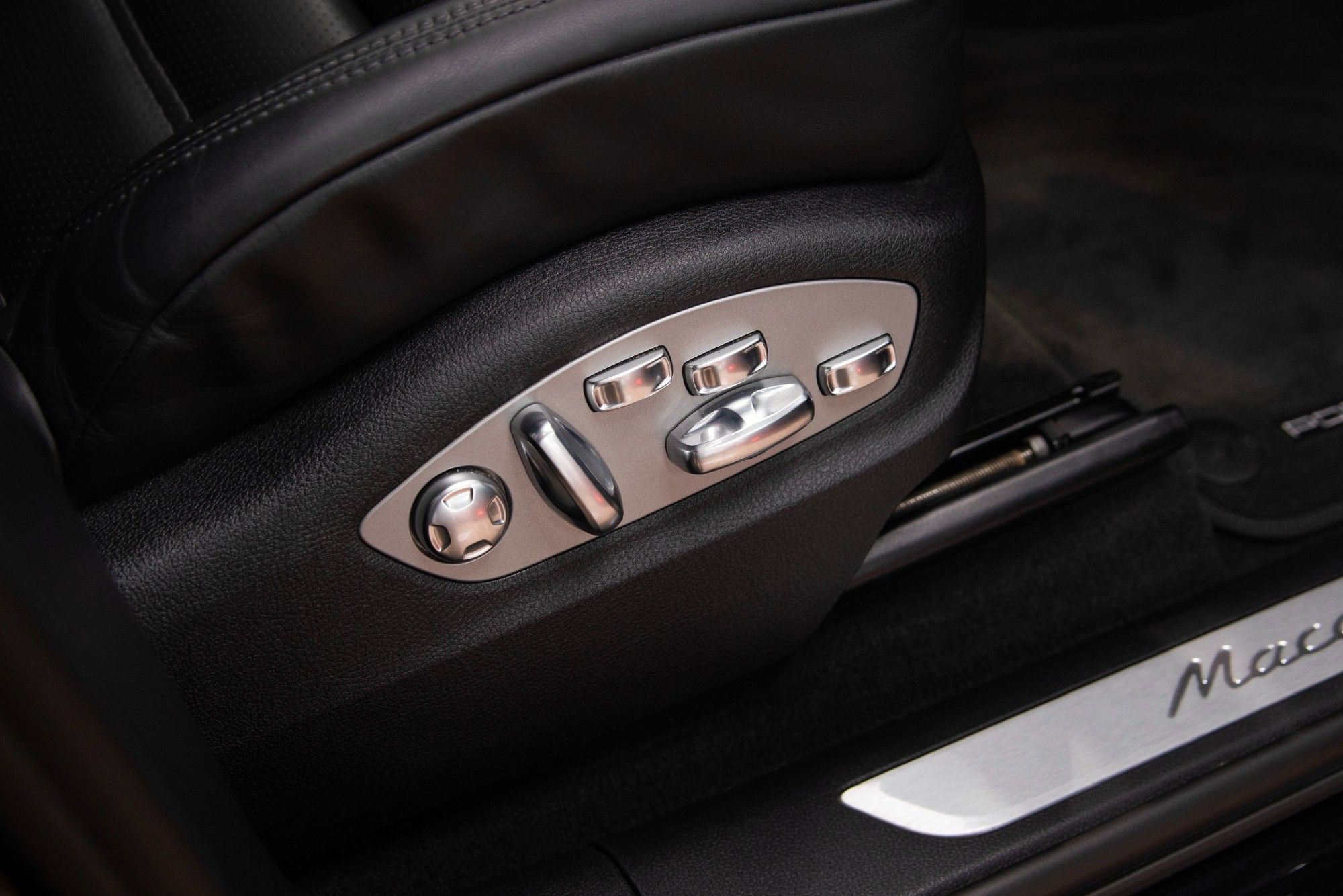USED 2023 PORSCHE MACAN 2.9T V6 S 