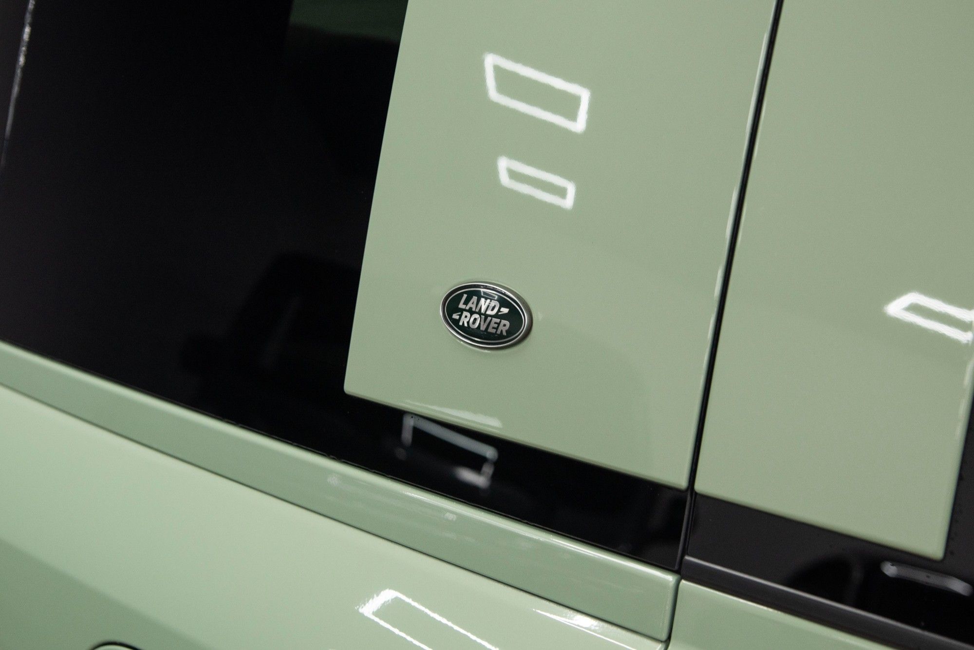 USED 2023 23 LAND ROVER DEFENDER 3.0 D300 MHEV 75th Limited Edition 