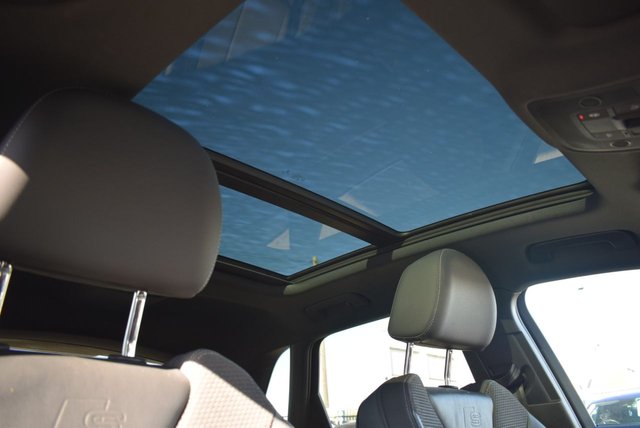 2020 AUDI Q3 - Photo 3