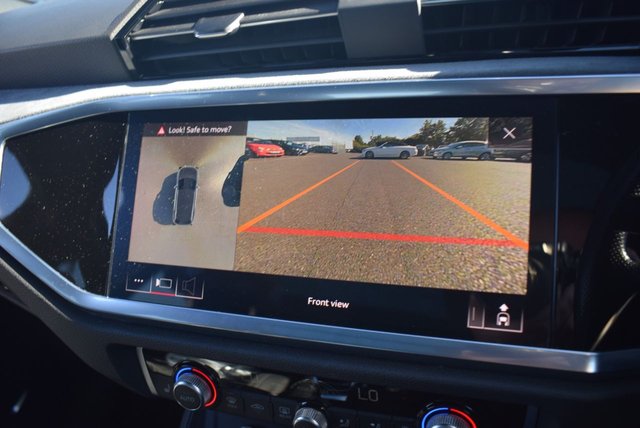 2020 AUDI Q3 - Photo 2