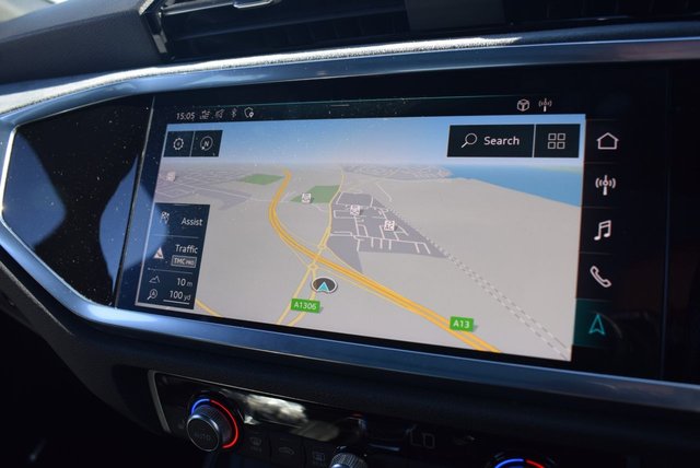 2020 AUDI Q3 - Photo 4