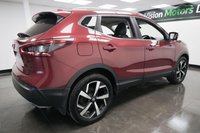 USED 2017 67 NISSAN QASHQAI 1.5 dCi Tekna Euro 6 (s/s) 5dr Black Leather, Privacy