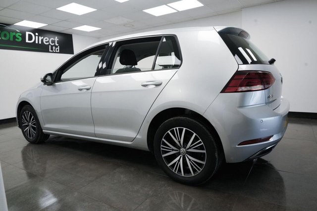 2018 VOLKSWAGEN GOLF 1.6 TDI SE Nav Euro 6 (s/s) 5dr - Photo 5