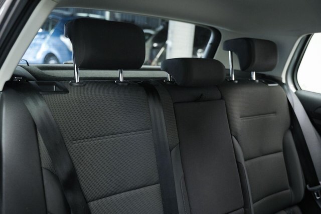 2018 VOLKSWAGEN GOLF 1.6 TDI SE Nav Euro 6 (s/s) 5dr - Photo 11