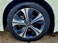 USED 2019 69 NISSAN LEAF 40kWh Tekna Hatchback 5dr Electric Auto (150 ps) 