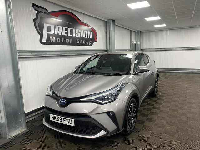 2020 TOYOTA C-HR (2020) - Photo 12