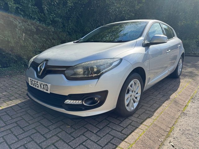 View our RENAULT MEGANE