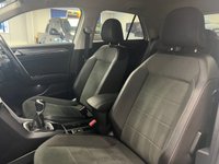 USED 2022 72 VOLKSWAGEN T-ROC 1.5 TSI Style SUV 5dr Petrol Manual Euro 6 (s/s) (150 ps) 1 OWNER SERVICE HISTORY 6 MONTHS WARRANTY SELF PARKING FUNCTION SATNAV APP CONNECT