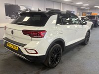 USED 2022 72 VOLKSWAGEN T-ROC 1.5 TSI Style SUV 5dr Petrol Manual Euro 6 (s/s) (150 ps) 1 OWNER SERVICE HISTORY 6 MONTHS WARRANTY SELF PARKING FUNCTION SATNAV APP CONNECT