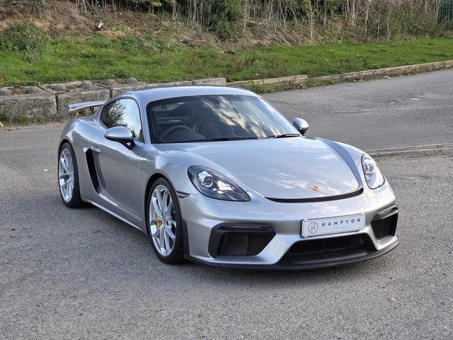 2021 PORSCHE 718 CAYMAN - Photo 2