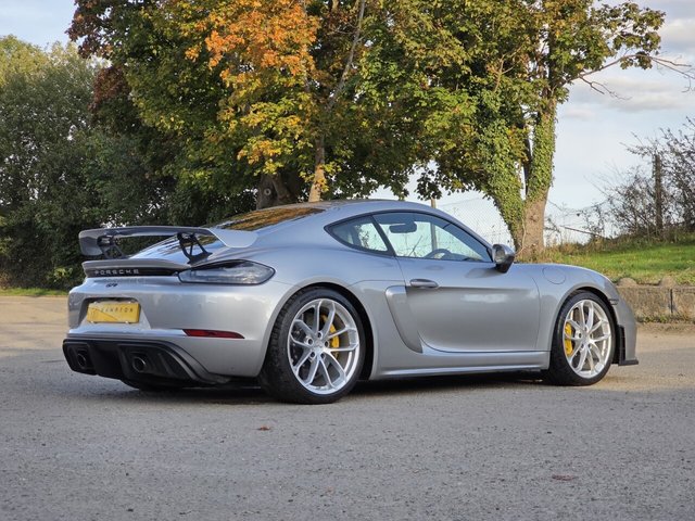 2021 PORSCHE 718 CAYMAN - Photo 9