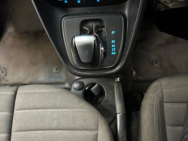 2021 Ford Transit Connect 1.5L Limited 5dr - Photo 9
