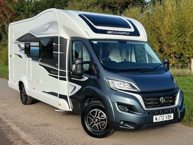 2023 72 Swift Escape 640 9spd Automatic