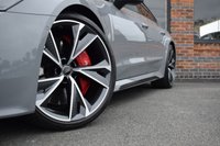 USED 2020 70 AUDI RS7 4.0 TFSI V8 Carbon Black Sportback 5dr Petrol Tiptronic quattro Euro 6 (s/s) (600 ps) 1 OWNER / PAN ROOF / B&O SOUND