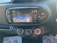 USED 2020 20 TOYOTA YARIS 1.5 VVT-i Y20 Bi-tone Hatchback 5dr Petrol Manual Euro 6 (111 ps) 