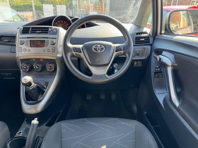 2009 Toyota Verso - Photo 10