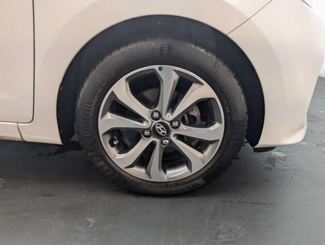 USED 2019 69 HYUNDAI I10 1.0 Play Hatchback 5dr Petrol Manual Euro 6 (67 ps) 7IN TOUCHSCREEN + CRUISE CONTROL CLICK & COLLECT/HOME DELIVERY