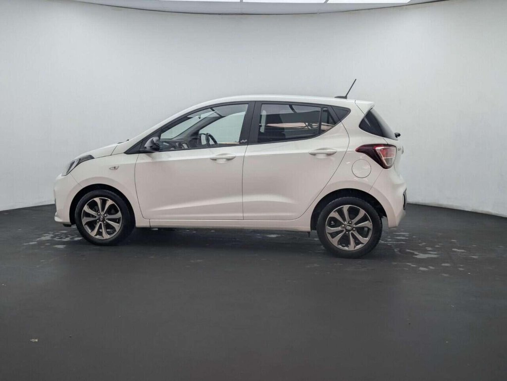 Used 2019 69 HYUNDAI I10 1.0 Play Hatchback 5dr Petrol Manual Euro 6 (67 ps) 7IN TOUCHSCREEN + CRUISE CONTROL CLICK & COLLECT/HOME DELIVERY
