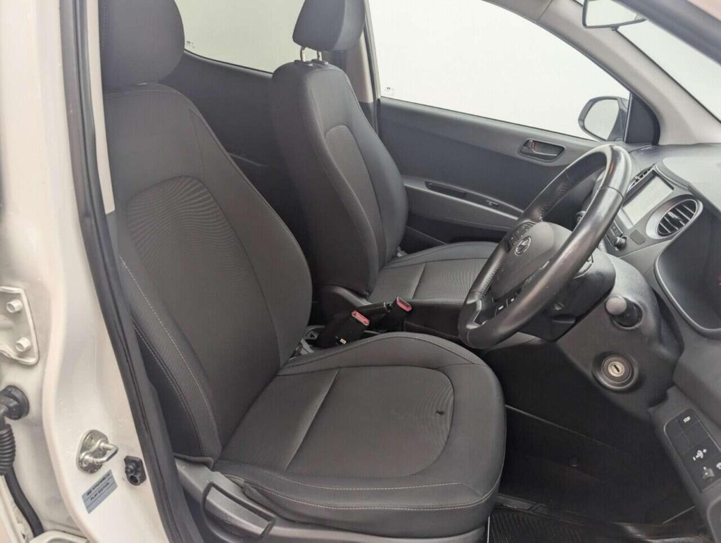 Used 2019 69 HYUNDAI I10 1.0 Play Hatchback 5dr Petrol Manual Euro 6 (67 ps) 7IN TOUCHSCREEN + CRUISE CONTROL CLICK & COLLECT/HOME DELIVERY
