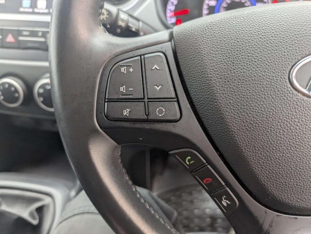 Used 2019 69 HYUNDAI I10 1.0 Play Hatchback 5dr Petrol Manual Euro 6 (67 ps) 7IN TOUCHSCREEN + CRUISE CONTROL CLICK & COLLECT/HOME DELIVERY