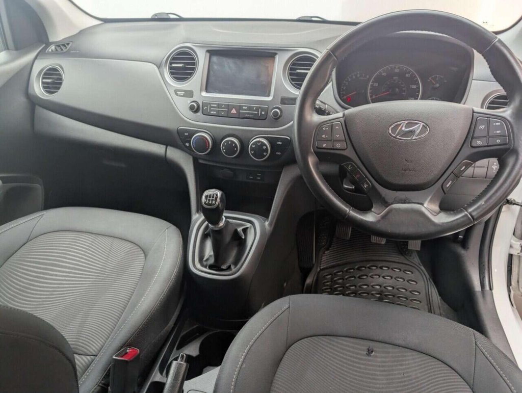 Used 2019 69 HYUNDAI I10 1.0 Play Hatchback 5dr Petrol Manual Euro 6 (67 ps) 7IN TOUCHSCREEN + CRUISE CONTROL CLICK & COLLECT/HOME DELIVERY