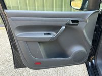 USED 2013 13 VOLKSWAGEN CADDY MAXI 1.6 TDi C20 Maxi Combi Van 5dr Diesel Manual FWD  