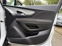 USED 2016 16 VAUXHALL MOKKA 1.4i Turbo Exclusiv SUV 5dr Petrol Manual 2WD Euro 6 (s/s) (140 ps) Parking Sensors, CD Player
