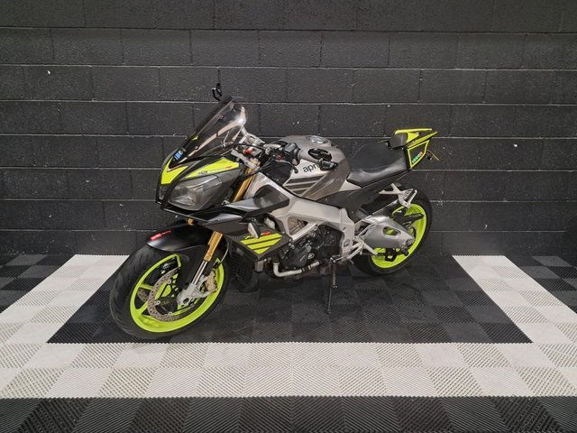 View our APRILIA TUONO 1000 V4
