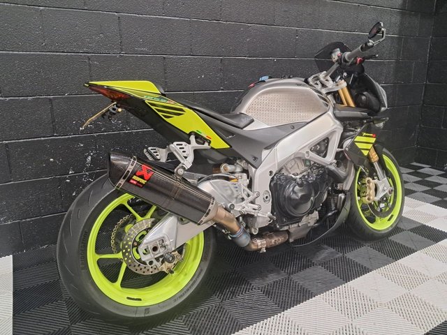 View our APRILIA TUONO 1000 V4