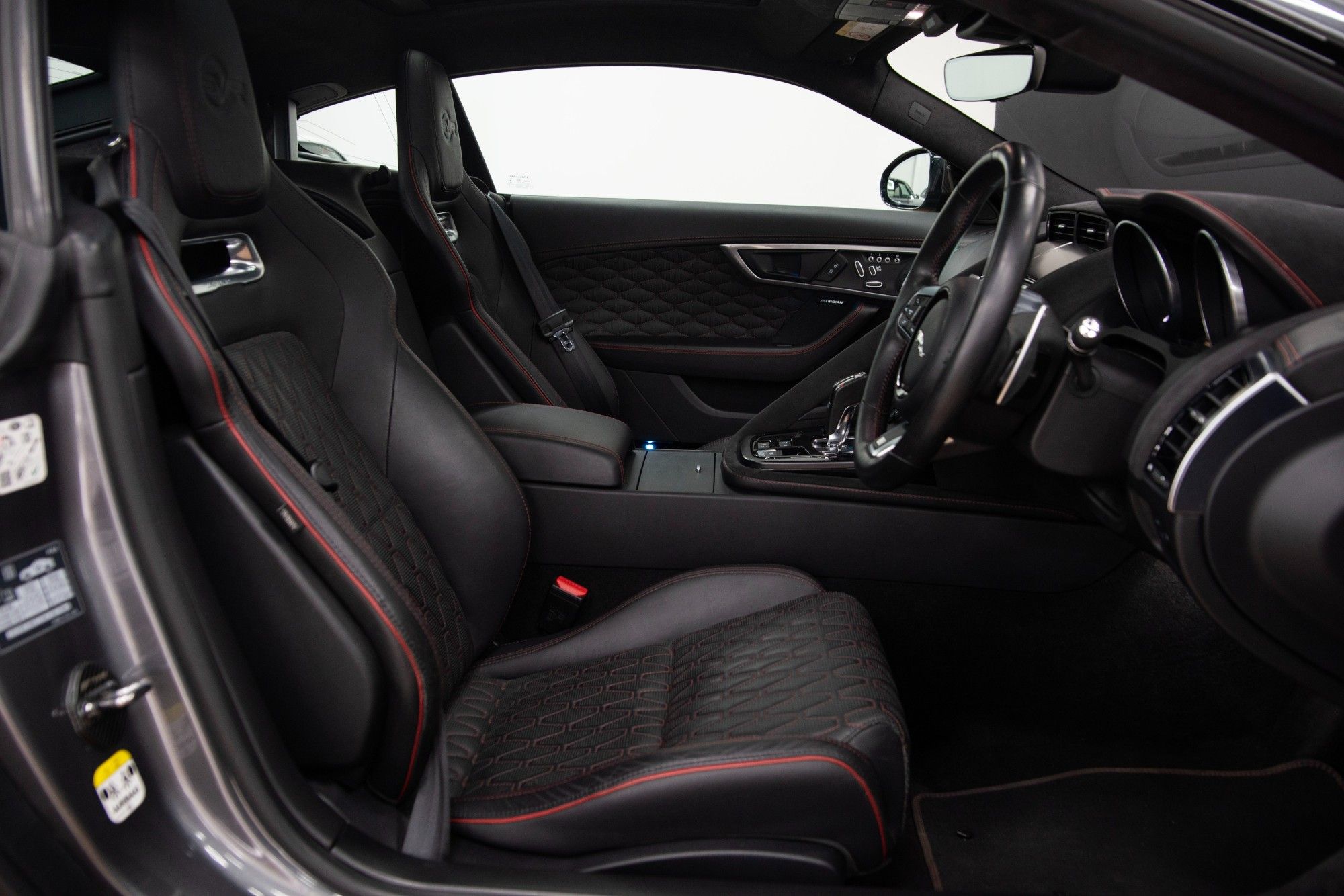 USED 2017 JAGUAR F-TYPE 5.0 V8 SVR  