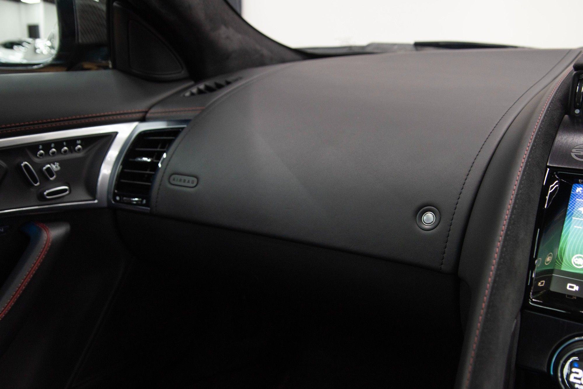 USED 2017 JAGUAR F-TYPE 5.0 V8 SVR  