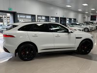 USED 2017 09 JAGUAR F-PACE 2.0 D240 R-Sport SUV 5dr Diesel Auto AWD Euro 6 (s/s) (240 ps) RED LEAHTER INTERIOR + D240 + PANORAMIC GLASS ROOF!