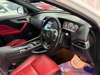 USED 2017 09 JAGUAR F-PACE 2.0 D240 R-Sport SUV 5dr Diesel Auto AWD Euro 6 (s/s) (240 ps) RED LEAHTER INTERIOR + D240 + PANORAMIC GLASS ROOF!