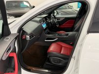 USED 2017 09 JAGUAR F-PACE 2.0 D240 R-Sport SUV 5dr Diesel Auto AWD Euro 6 (s/s) (240 ps) RED LEAHTER INTERIOR + D240 + PANORAMIC GLASS ROOF!