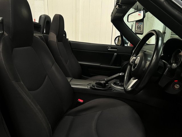 View our MAZDA MX-5