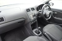 USED 2014 64 VOLKSWAGEN POLO 1.2 TSI BlueMotion Tech SE Hatchback 5dr Petrol Manual Euro 6 (s/s) (90 ps) Parking Sensors - Mirror Link - Cruise Control