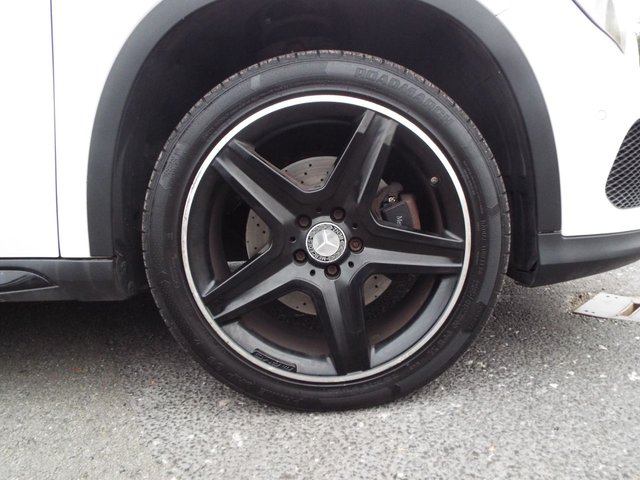 2014 MERCEDES-BENZ GLA 2.1 GLA220 CDI AMG Line SUV 5dr Diesel 7G-DCT 4MATIC Euro 6 (s/s) (170 ps) - Photo 9